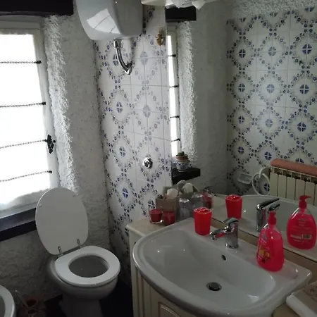 Bed and Breakfast Lupidi 3*