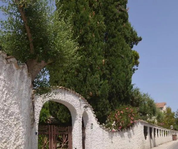 Lupidi 3* Corridonia